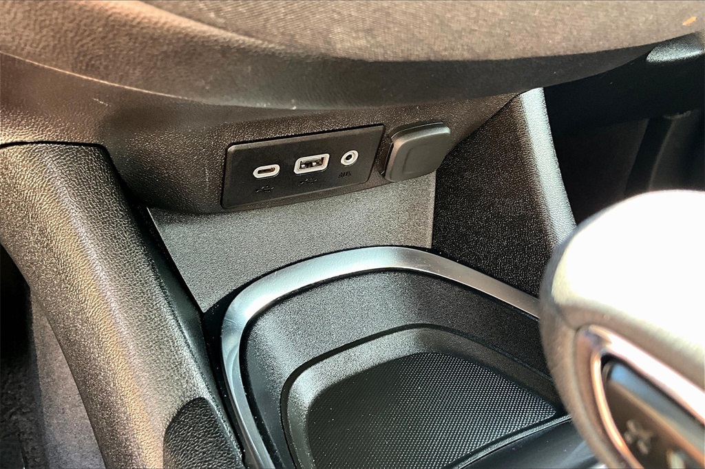 2023 Chevrolet Malibu 1LT photo 16