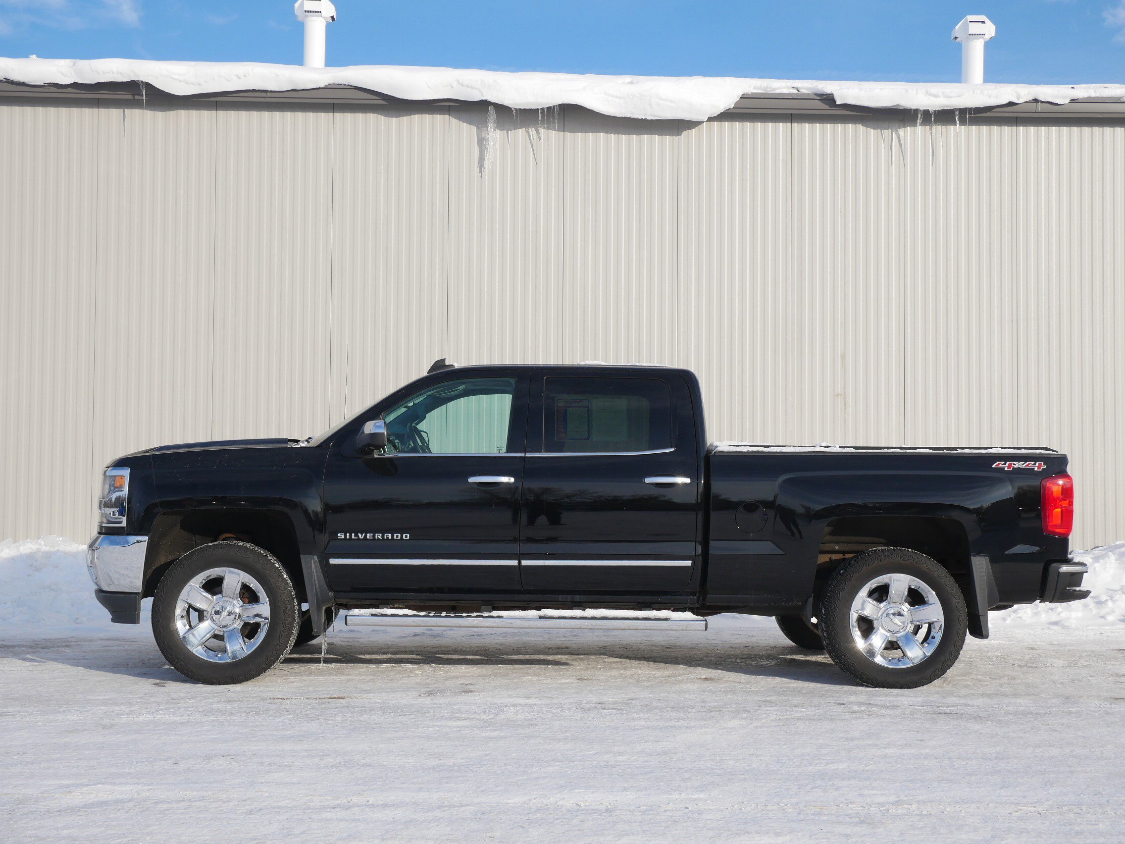Used 2016 Chevrolet Silverado 1500 LTZ with VIN 3GCUKSEC4GG147194 for sale in Hastings, Minnesota