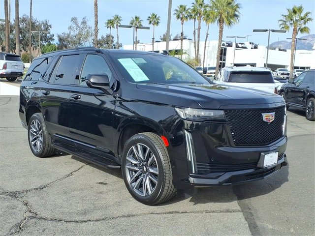 2023 Cadillac Escalade Sport's photo