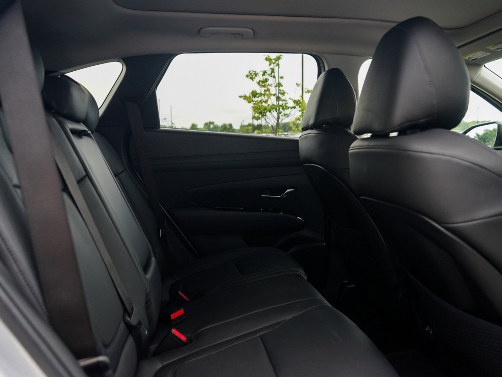 2025 Hyundai Tucson Limited photo 10