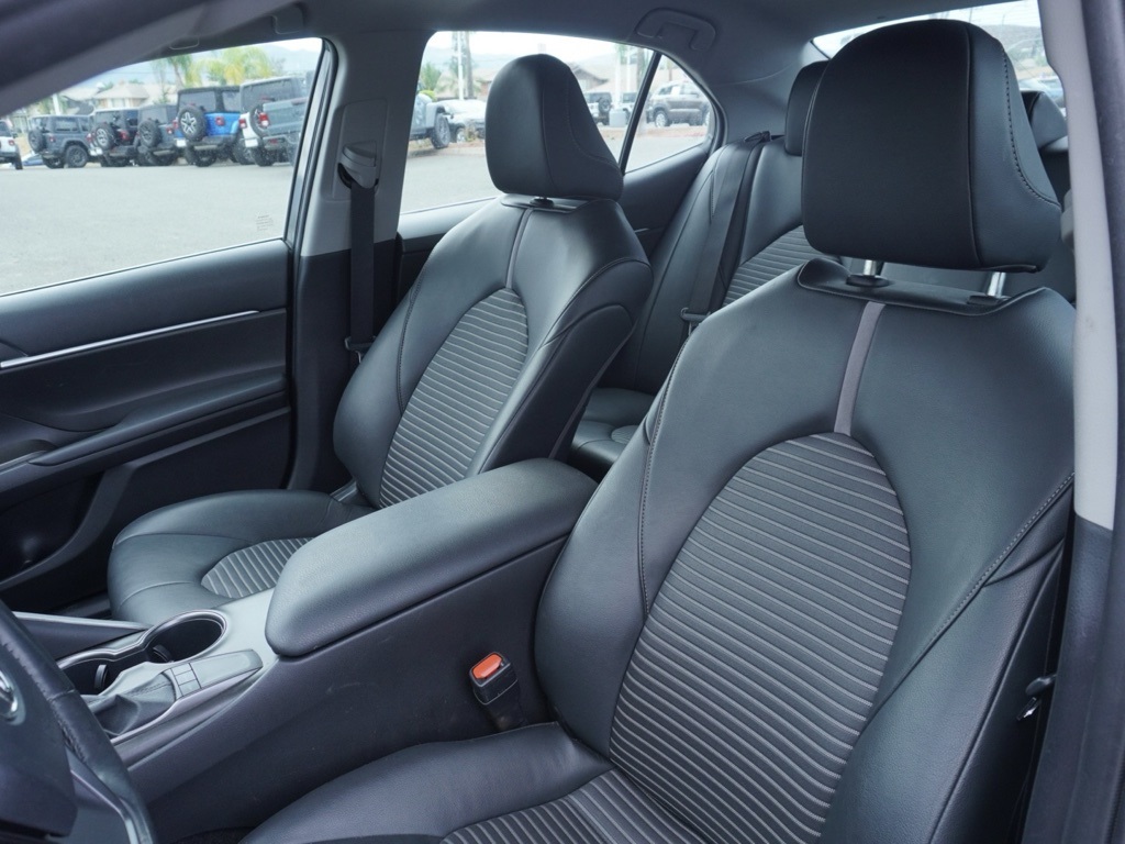 2023 Toyota Camry SE photo 16