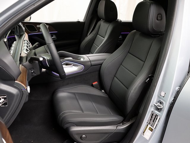 2025 Mercedes Benz GLE 450 4MATIC photo 9