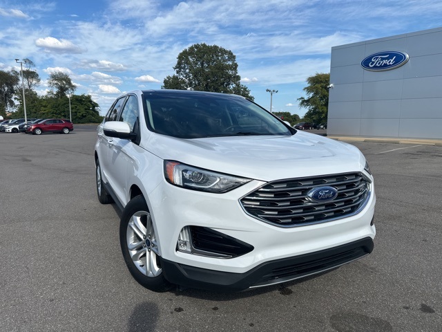 2019 Ford Edge SEL photo 4