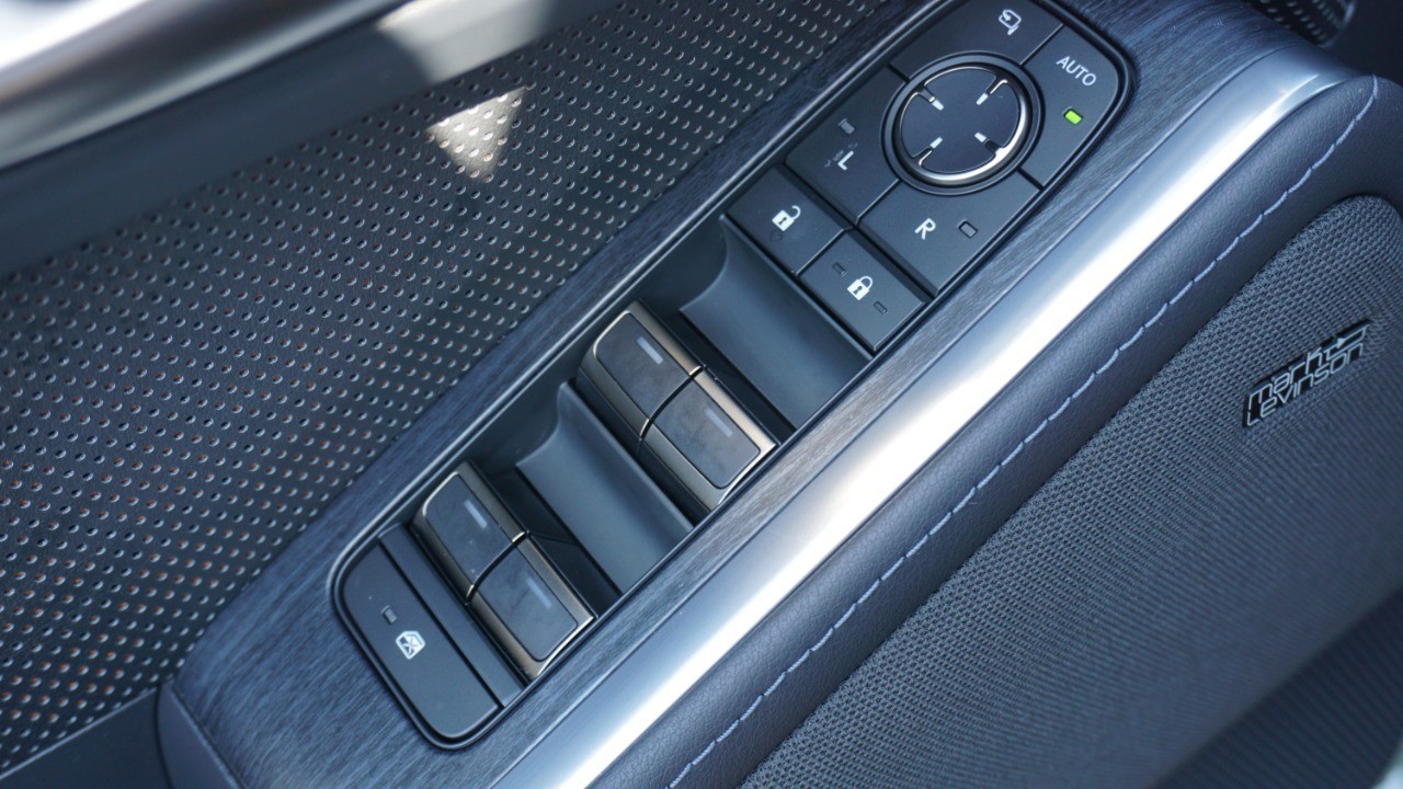 2024 Lexus GX 550 Luxury photo 20