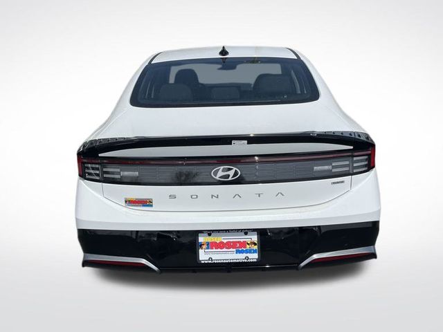 2025 Hyundai Sonata Hybrid SEL photo 4