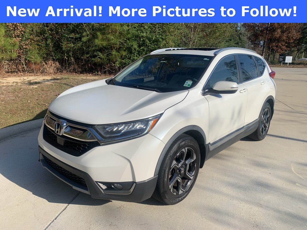 2018 Honda CR-V Touring's photo