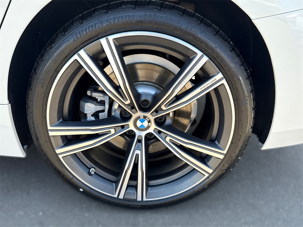 2024 Bmw 330i photo 11