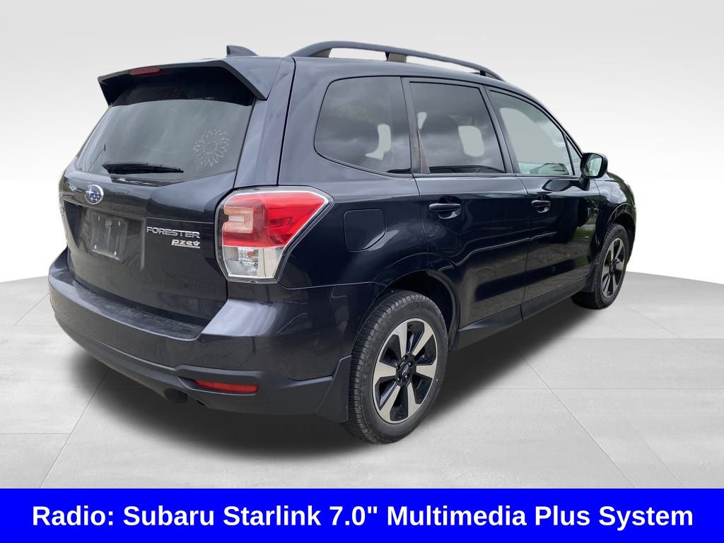 2017 Subaru Forester 2.5i Premium photo 4