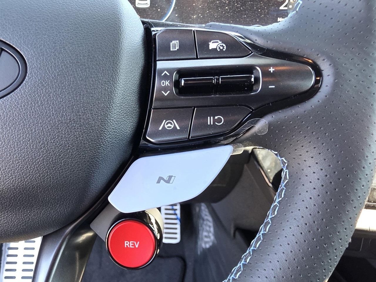 2025 Hyundai Elantra N Base photo 29