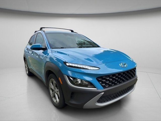 2022 Hyundai Kona SEL photo 3