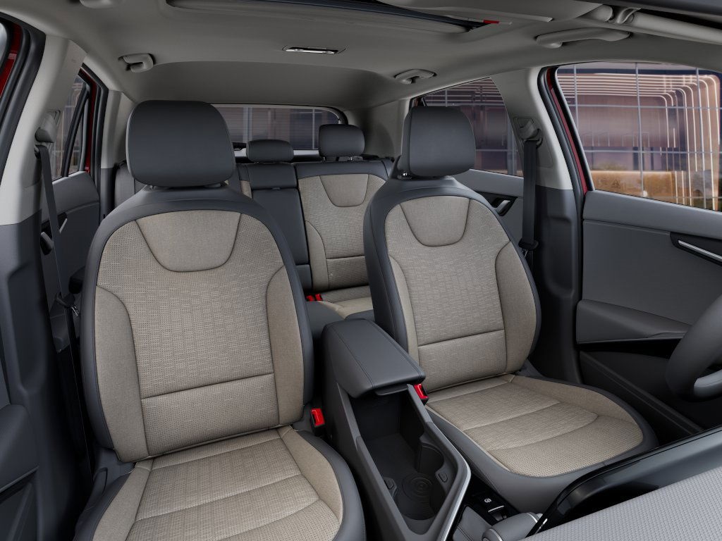 2025 Kia Niro SX photo 14