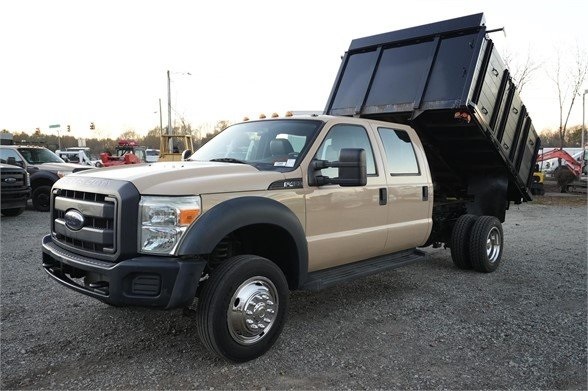 2013 Ford F-450 Super Duty Chassis Cab XL's photo
