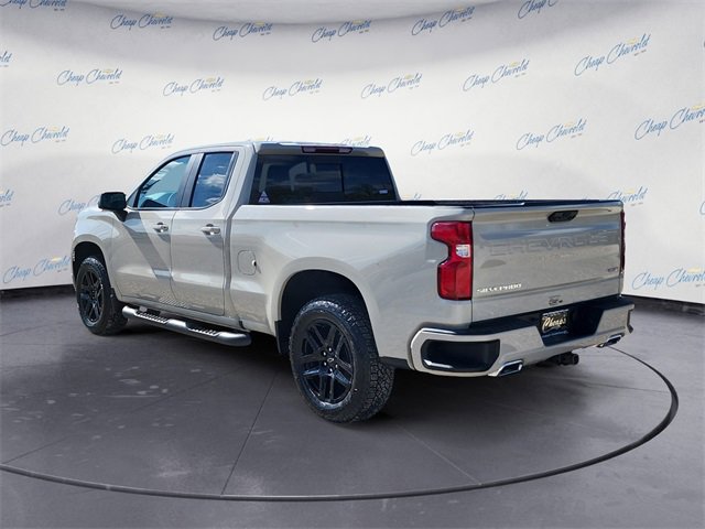 2026 Chevrolet Silverado 1500 RST photo 2