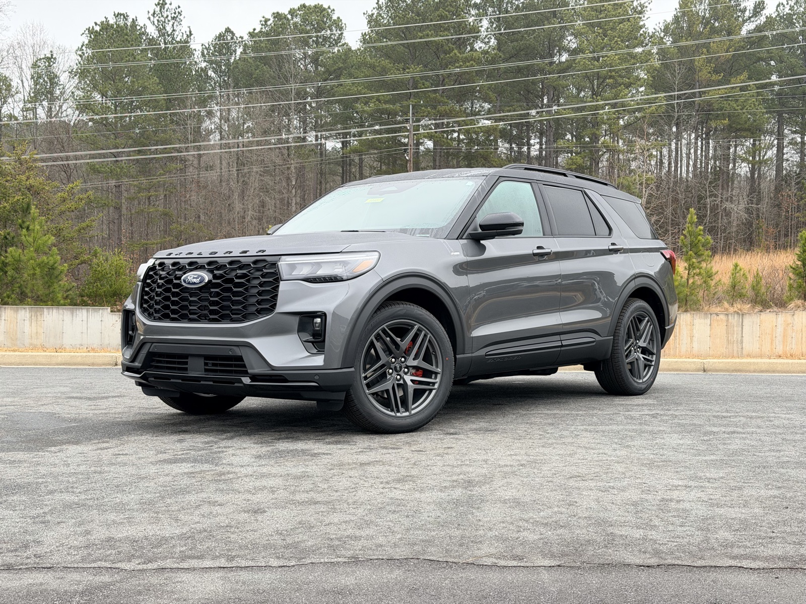 2026 Ford Explorer ST-LINE's photo