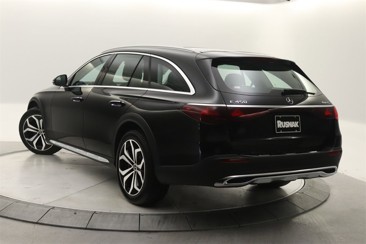 2025 Mercedes Benz E 450 4MATIC All-Terrain photo 2