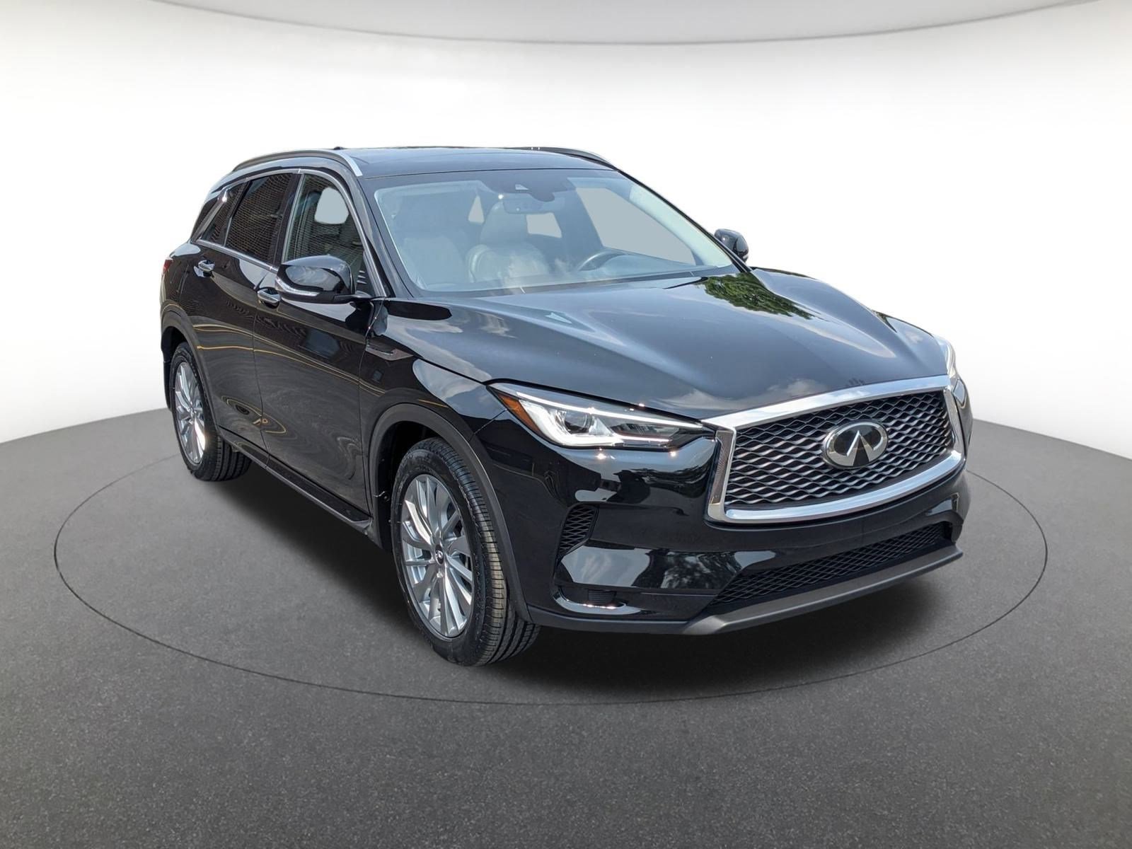 2024 Infiniti QX50 Luxe photo 3