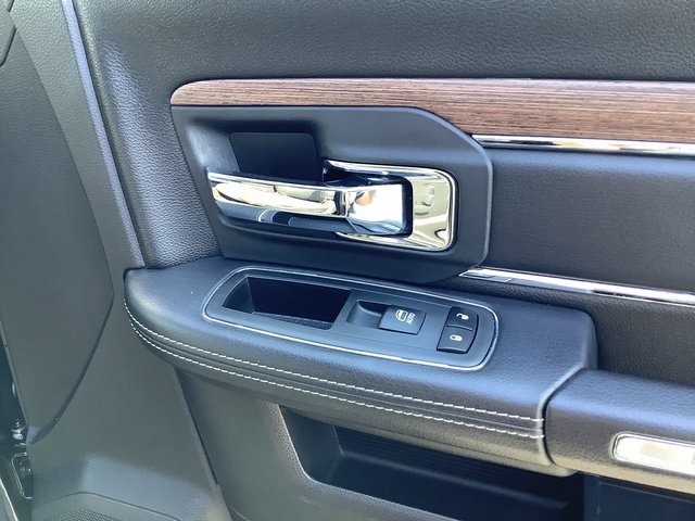 2017 Ram 2500 Laramie photo 41