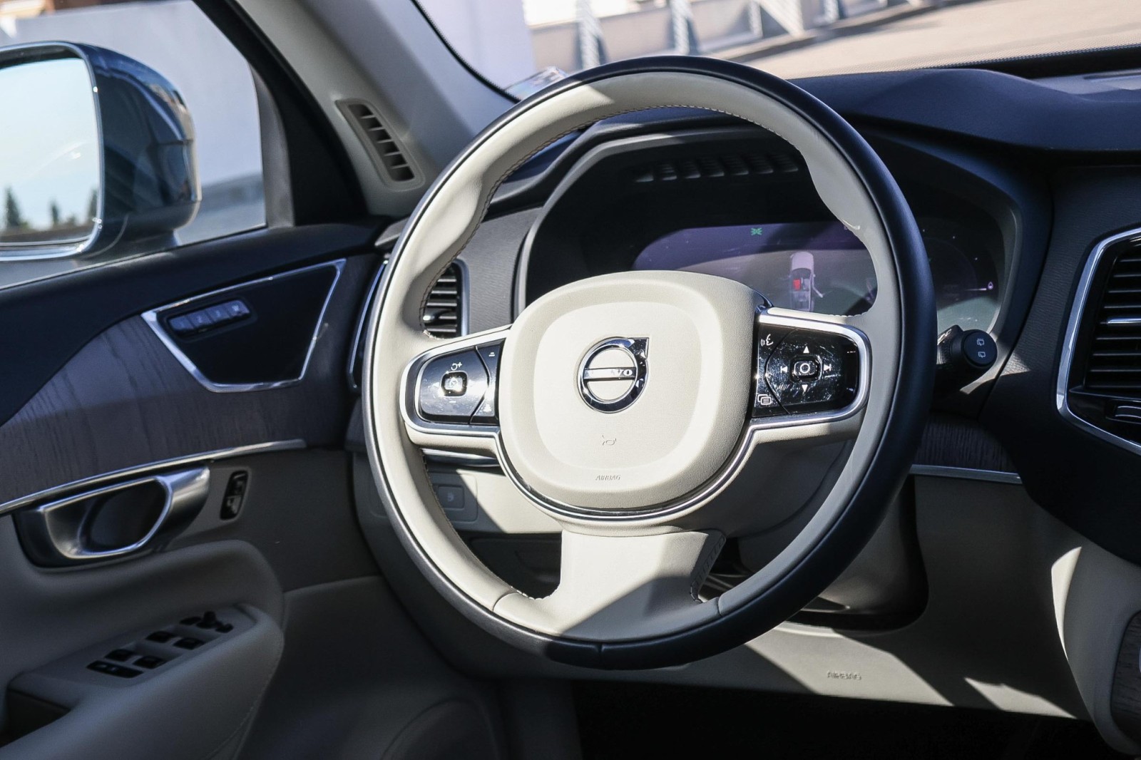 2024 Volvo XC90 Recharge Plus photo 17