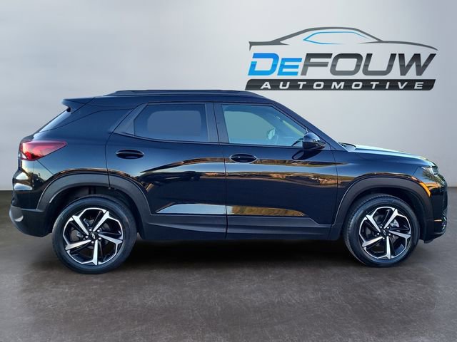 2023 Chevrolet Trailblazer RS photo 2