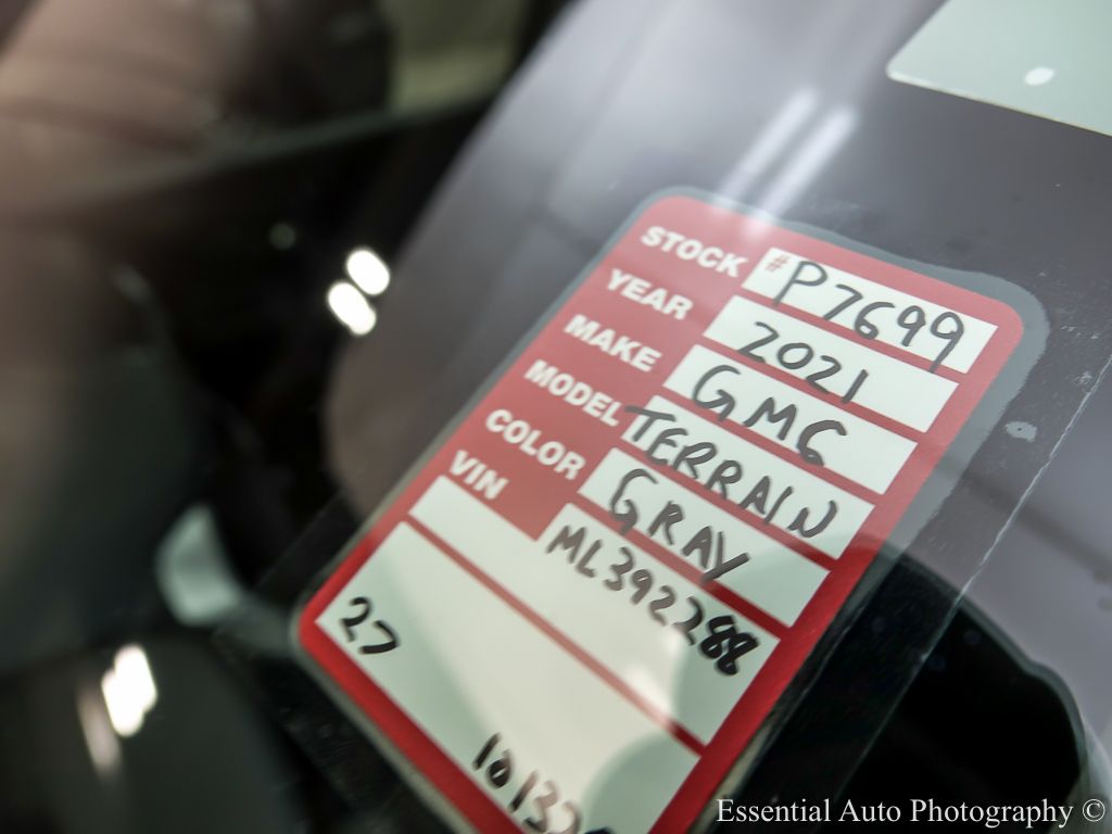 2021 GMC TERRAIN - Image 28