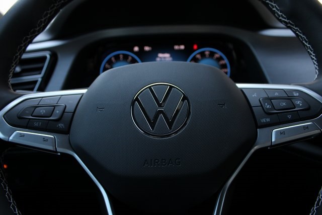 2026 Volkswagen Atlas Cross Sport SE photo 12