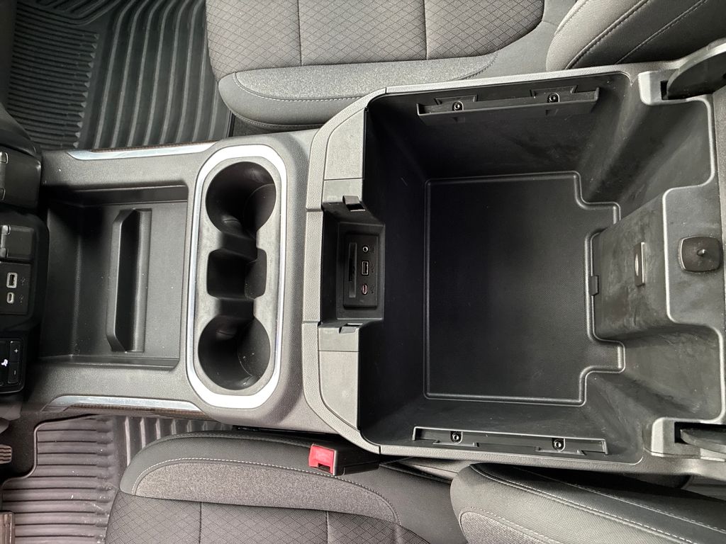 2020 Chevrolet Silverado 1500 RST photo 24
