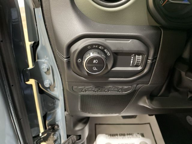 2025 Jeep Gladiator Mojave photo 34