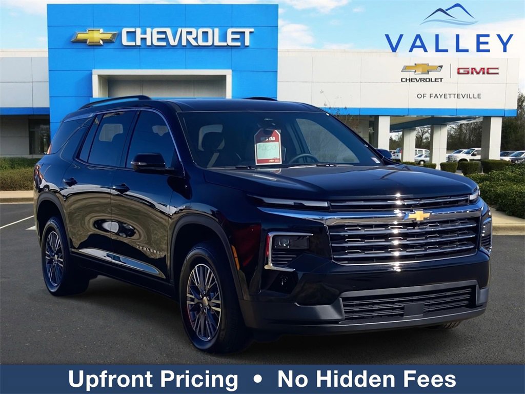 2025 Chevrolet Traverse LT's photo