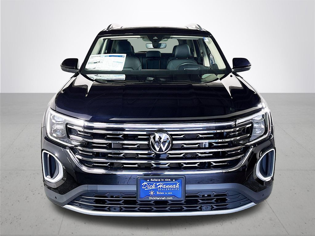 2025 Volkswagen Atlas SEL photo 3