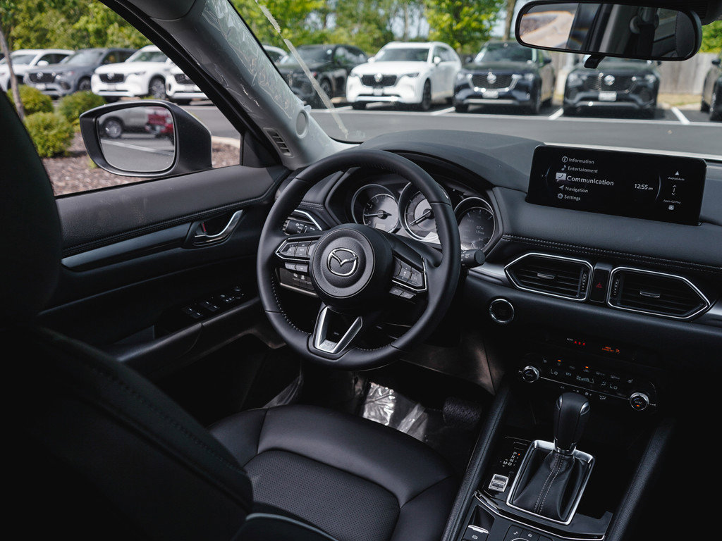 2025 Mazda CX-5 2.5 Select photo 10