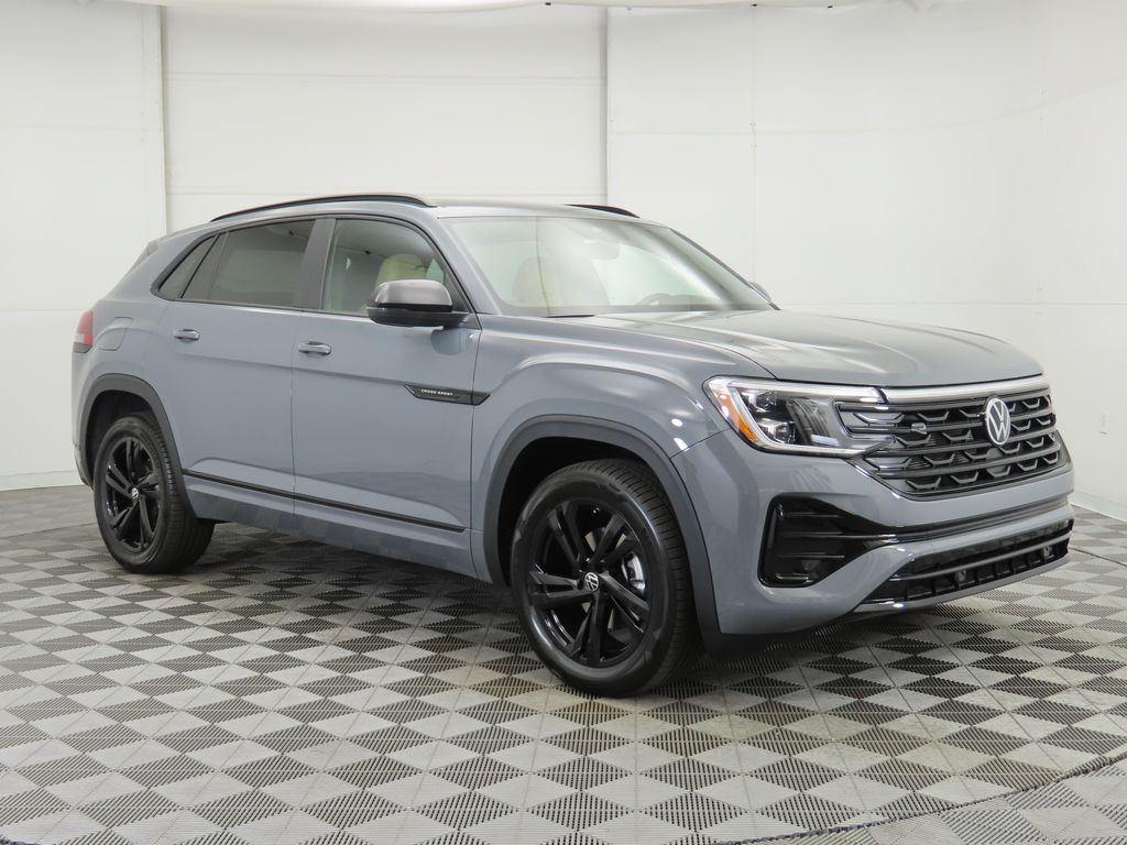 2026 Volkswagen Atlas Cross Sport SEL R-Line photo 3