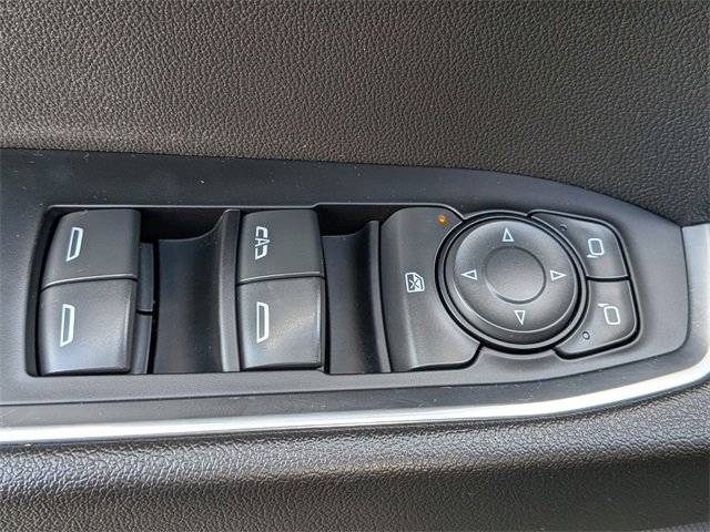 2022 Chevrolet Silverado 1500 LT photo 12