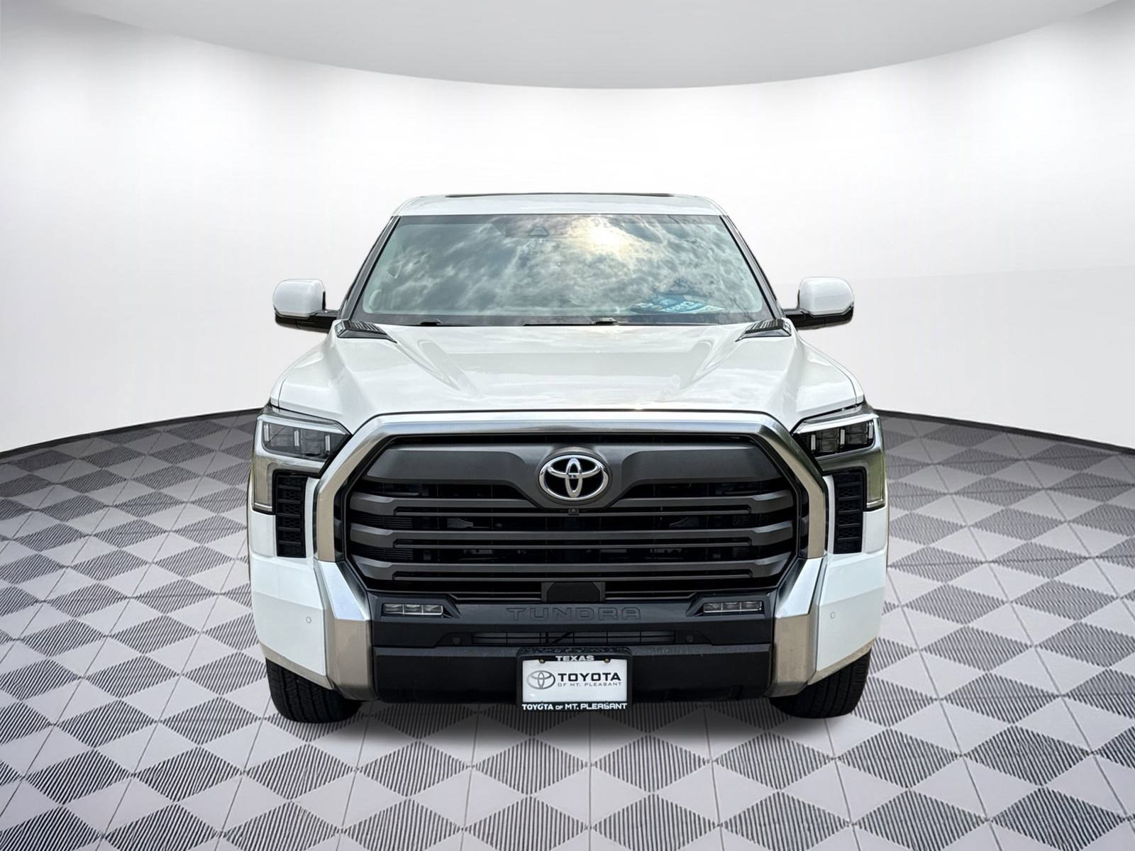 2023 Toyota Tundra Limited photo 6
