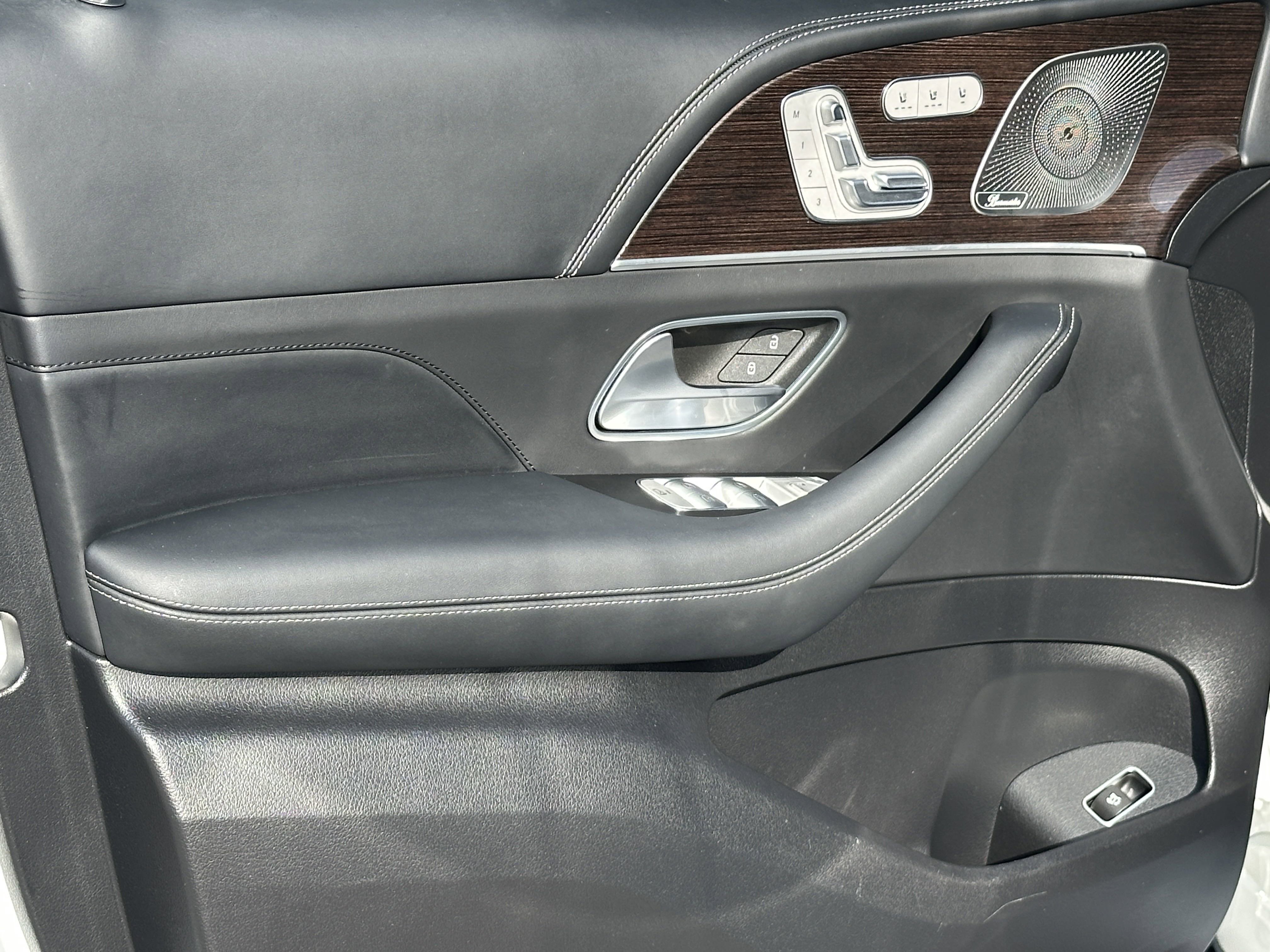 2024 Mercedes Benz GLS AMG 63 4MATIC photo 2