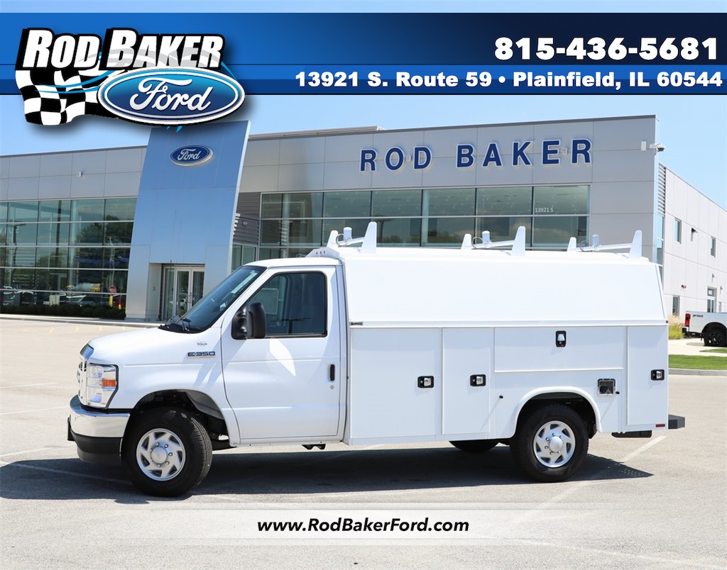 2025 Ford E-Series Cutaway Base's photo