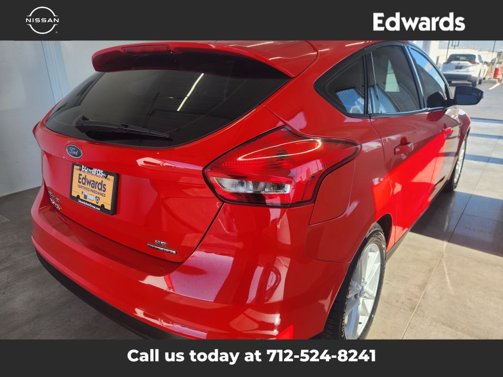 2015 Ford Focus SE photo 8