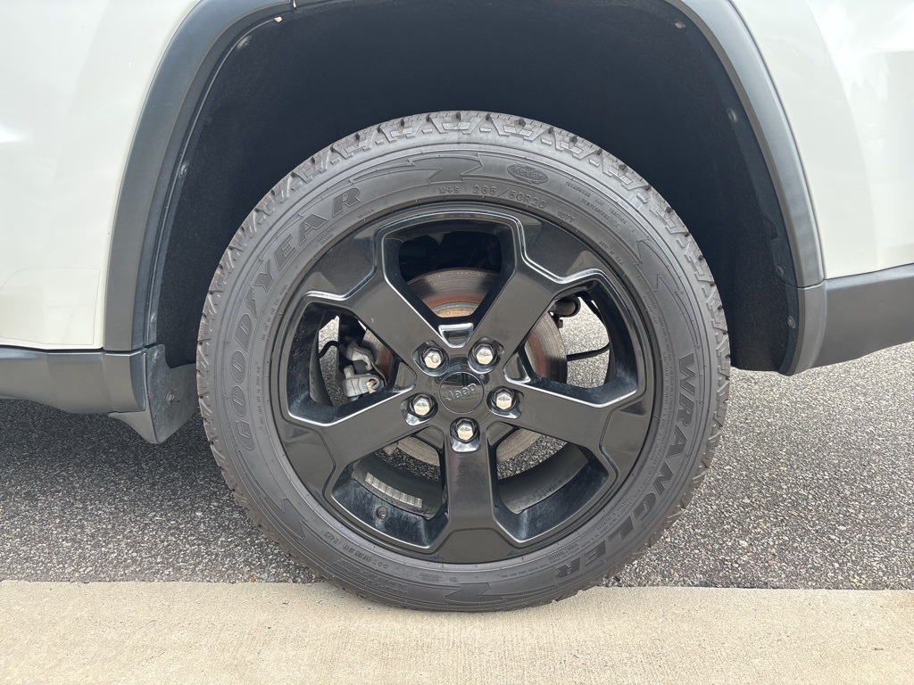 2020 Jeep Grand Cherokee Laredo Upland photo 8