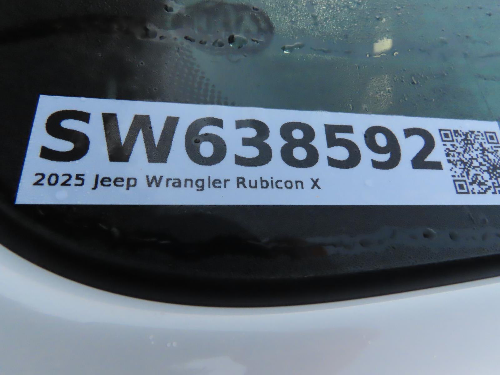 2025 Jeep Wrangler Rubicon X photo 33