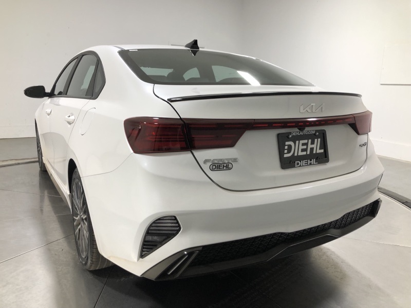 2023 Kia Forte GT-Line photo 5