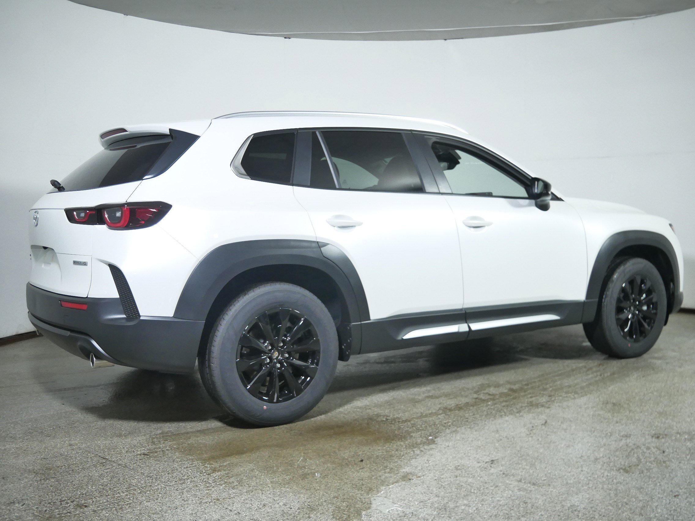 2025 Mazda CX-50 2.5 S Preferred photo 2