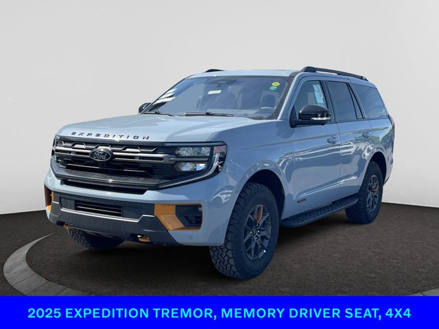 2025 Ford Expedition Tremor's photo