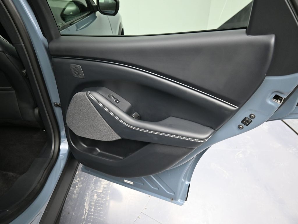 2024 Ford Mustang Mach-E Premium photo 26