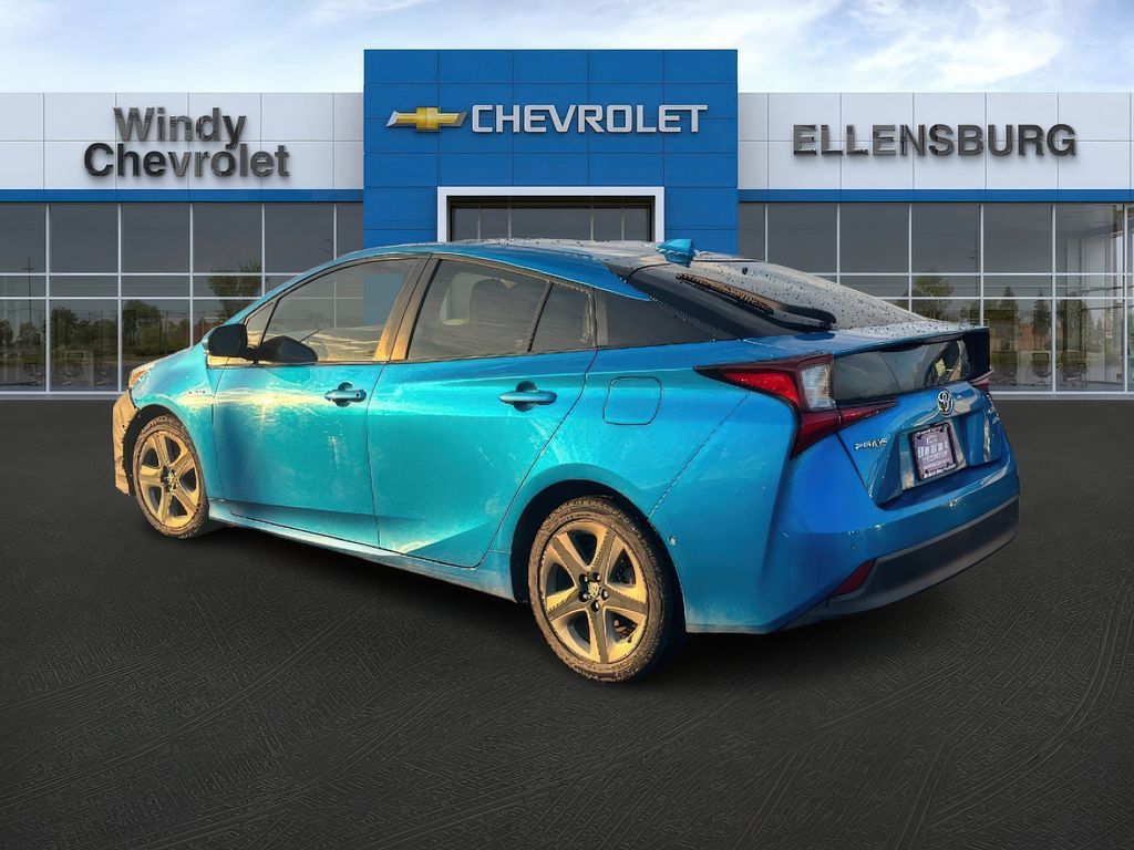 2019 Toyota Prius Limited photo 2