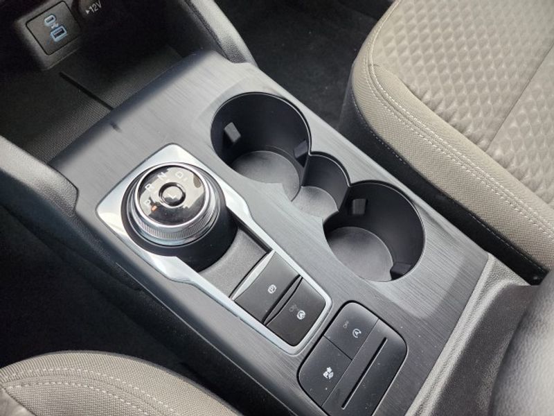 2022 Ford Escape SE photo 20