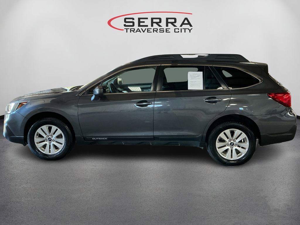 2018 Subaru Outback 2.5i Premium photo 6