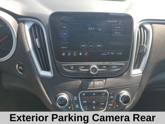 2023 Chevrolet Malibu 1LT photo 4