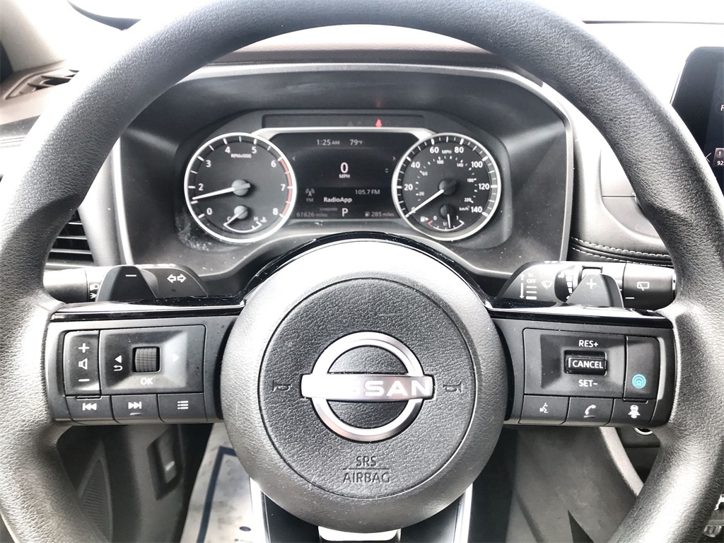2023 Nissan Rogue SV photo 14