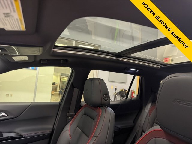 2026 Chevrolet Equinox RS photo 3