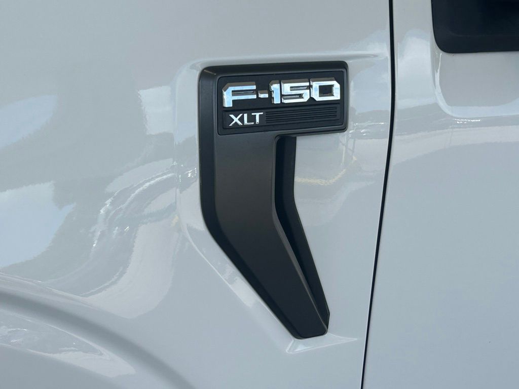 2022 Ford F-150 XLT photo 15