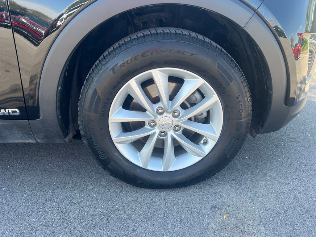 2017 Kia Sorento LX photo 12